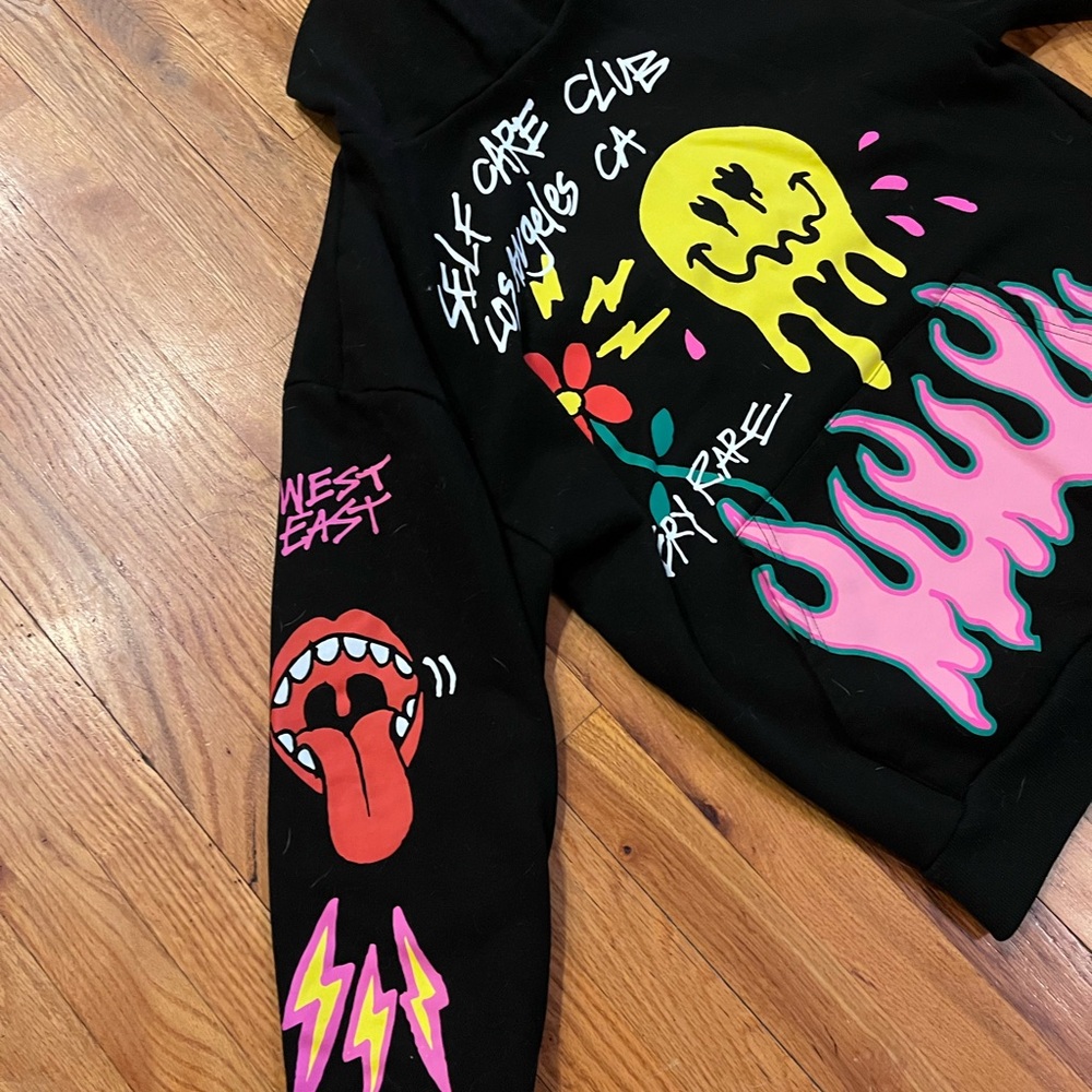 PacSun Black Smiley Face Sweatshirt